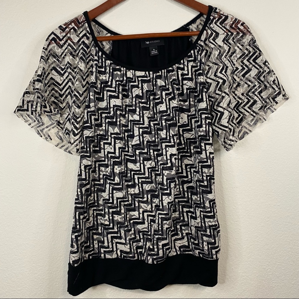 AB STUDIO Lace Black & White Blouse Size Small Work Shirt Career Top